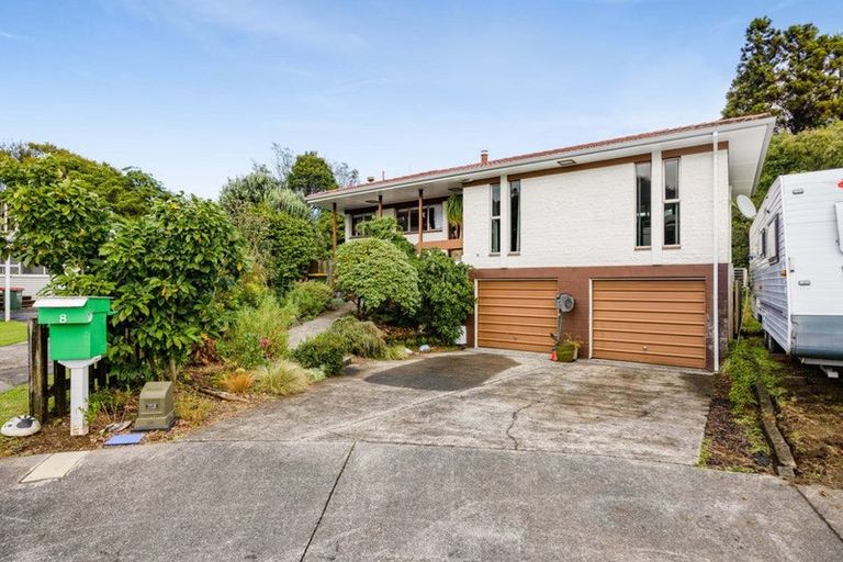 Photo of property in 8 Totara Terrace, Inglewood, 4330