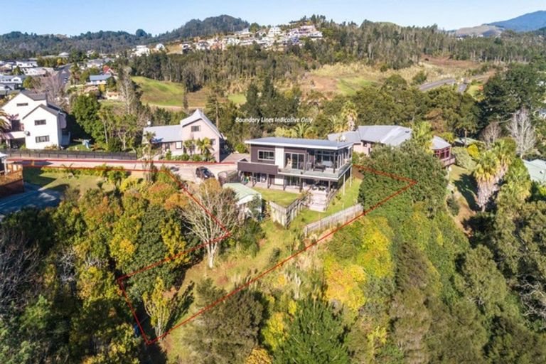 Photo of property in 125 Chevron Crescent, Whangamata, 3620