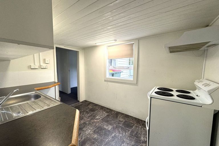 Photo of property in 11 Ossian Street, Milton, 9220