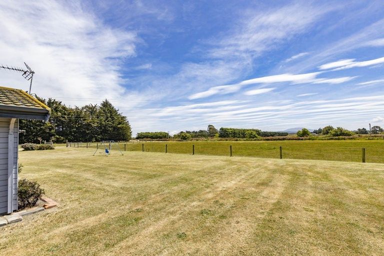 Photo of property in 20 Pears Road, Sefton, Rangiora, 7477