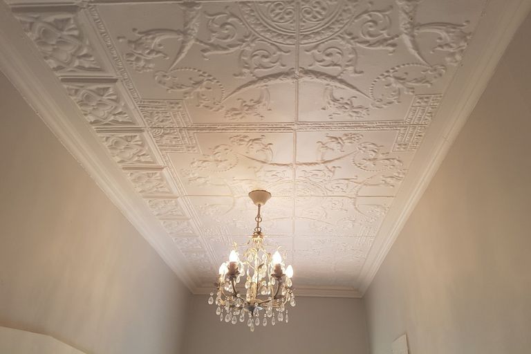 Photo of property in 2 Rewa Street, New Lynn, Auckland, 0600