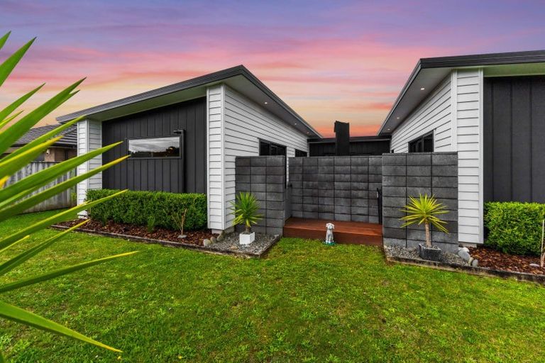 Photo of property in 41 Cyrus Street, Whalers Gate, New Plymouth, 4310