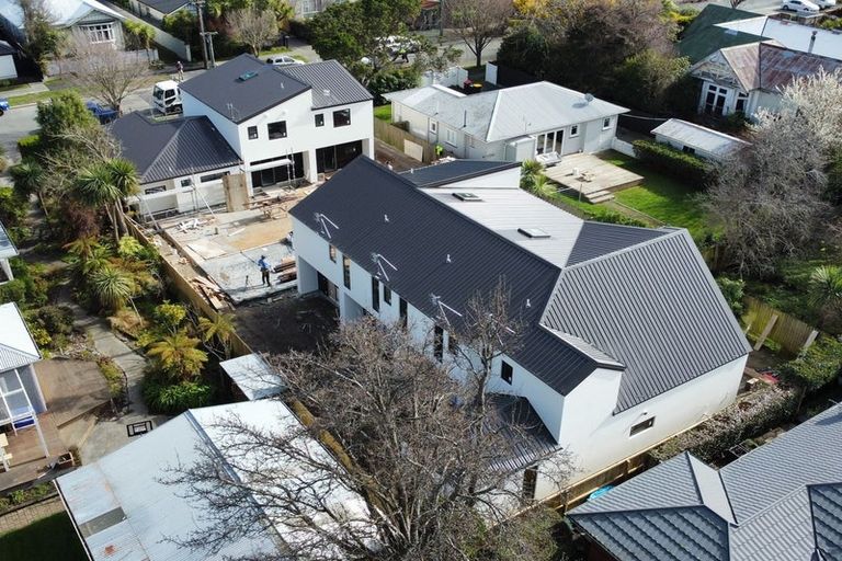 Photo of property in 220 Geraldine Street, Edgeware, Christchurch, 8013