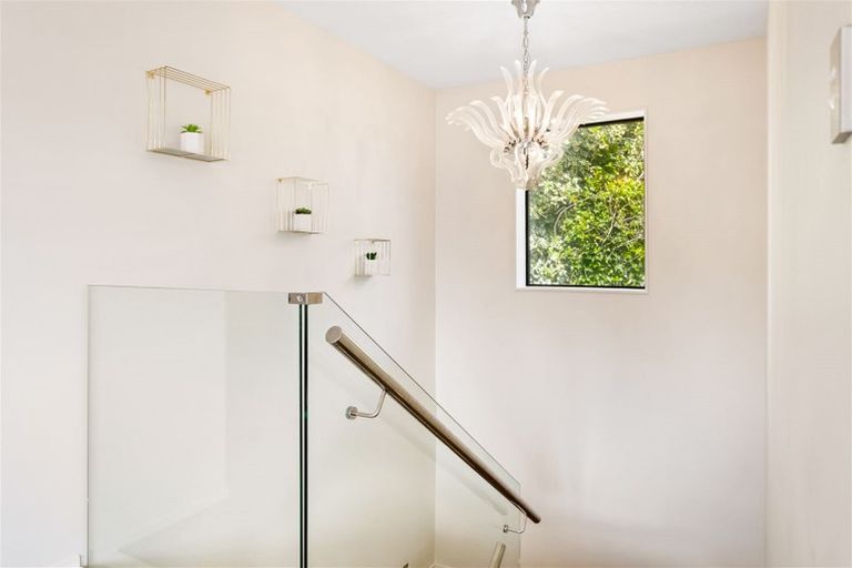 Photo of property in 14 Kotuku Street, Te Atatu Peninsula, Auckland, 0610