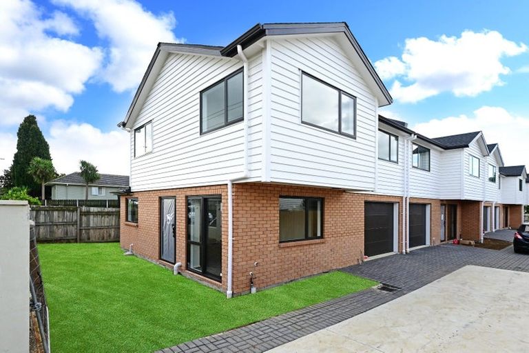 Photo of property in 37a Cornwall Road, Papatoetoe, Auckland, 2025