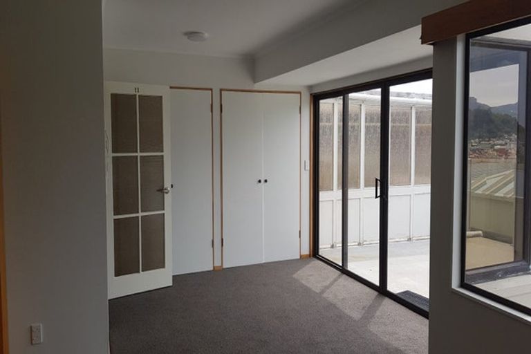 Photo of property in 2/9 Wilkinson Street, Oriental Bay, Wellington, 6011