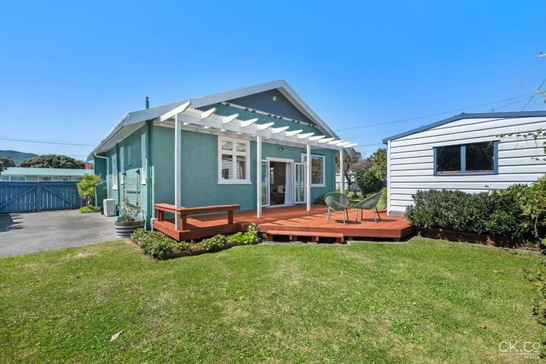 Photo of property in 1 Tennyson Street, Petone, Lower Hutt, 5012