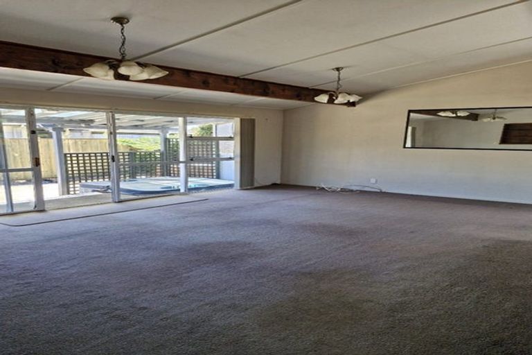 Photo of property in 11 Barron Crescent, Fenton Park, Rotorua, 3010