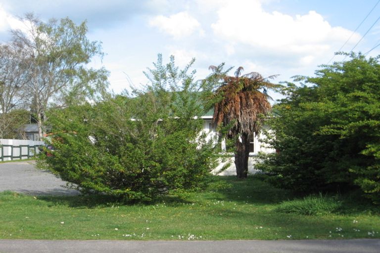 Photo of property in 4b Holden Avenue, Holdens Bay, Rotorua, 3010