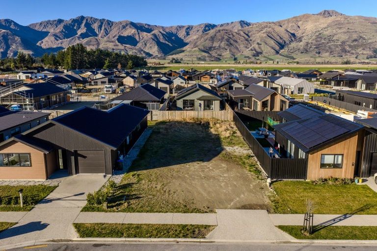 Photo of property in 13 Waddell Street, Lake Hawea, 9382