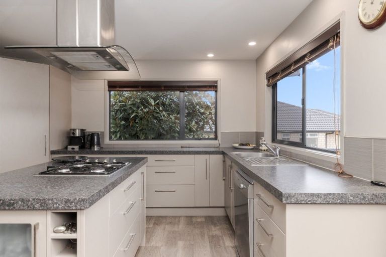 Photo of property in 47 Norm Freeman Drive, Te Puke, 3119