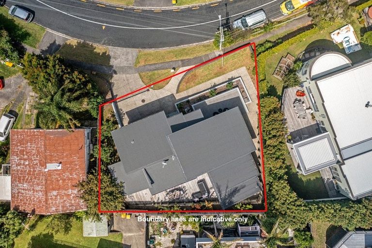 Photo of property in 48 Hebron Road, Waiake, Auckland, 0630