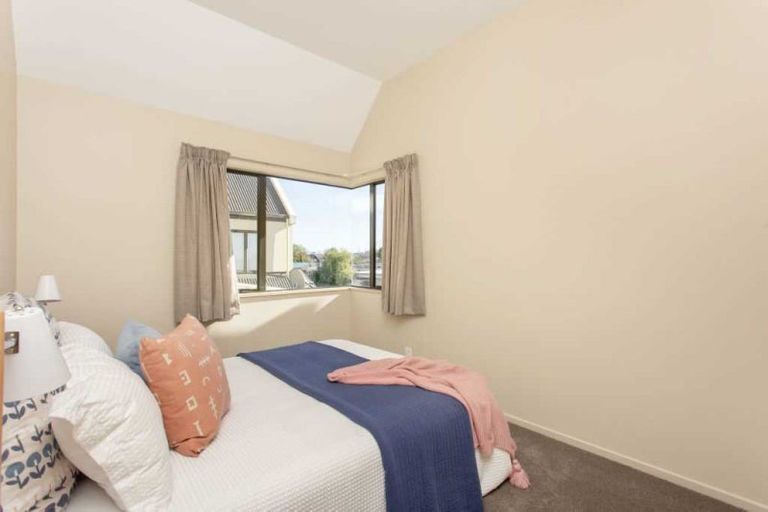 Photo of property in 34 Peverel Street, Riccarton, Christchurch, 8041