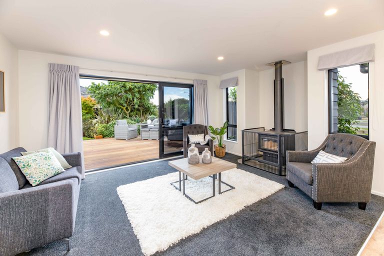 Photo of property in 39 Jacks Drive, West Melton, 7618