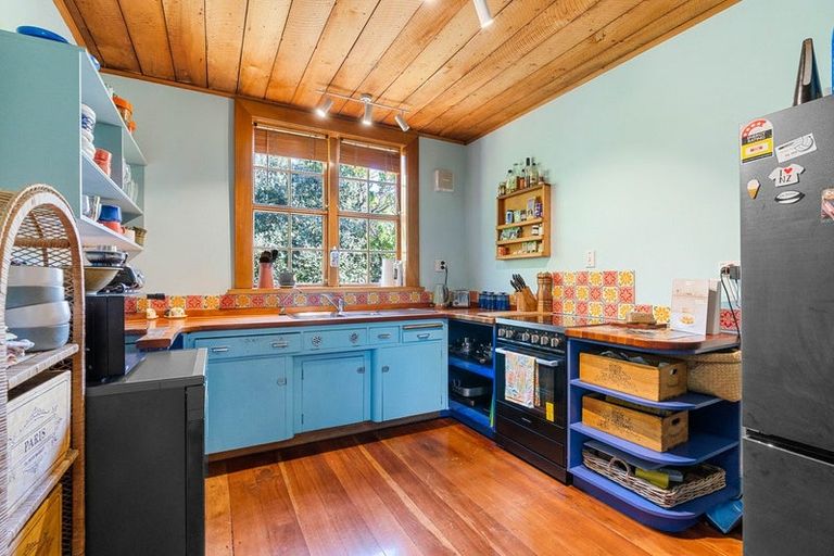 Photo of property in 54 Dublin Street, Martinborough, 5711