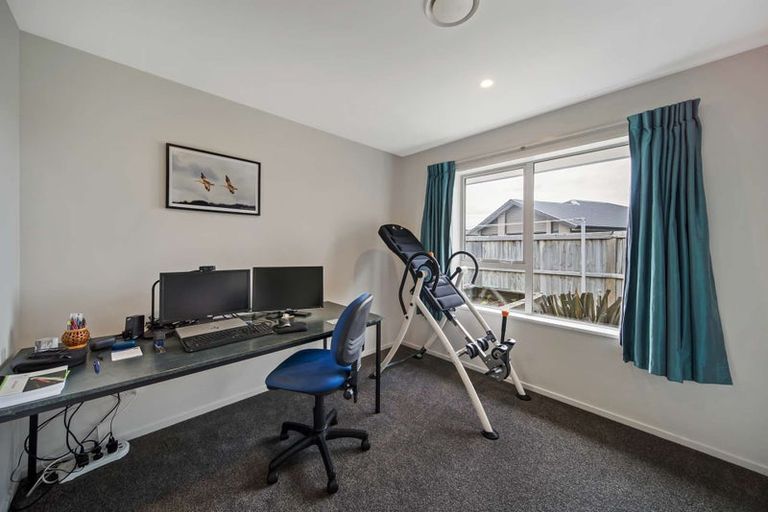 Photo of property in 8 Crampton Close, Kaiapoi, 7630