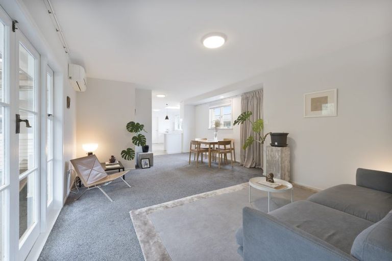 Photo of property in 37 Chorley Avenue, Massey, Auckland, 0614