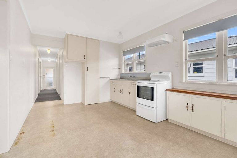 Photo of property in 14b Doment Crescent, Orewa, 0931