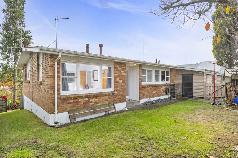Photo of property in 63 Sutherland Road, Brookfield, Tauranga, 3110