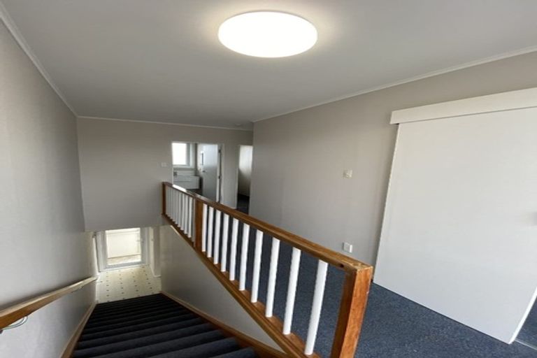Photo of property in 55u3 Apu Crescent, Lyall Bay, Wellington, 6022
