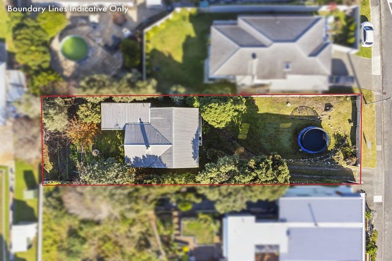 Photo of property in 89 Seaview Road, Paraparaumu Beach, Paraparaumu, 5032