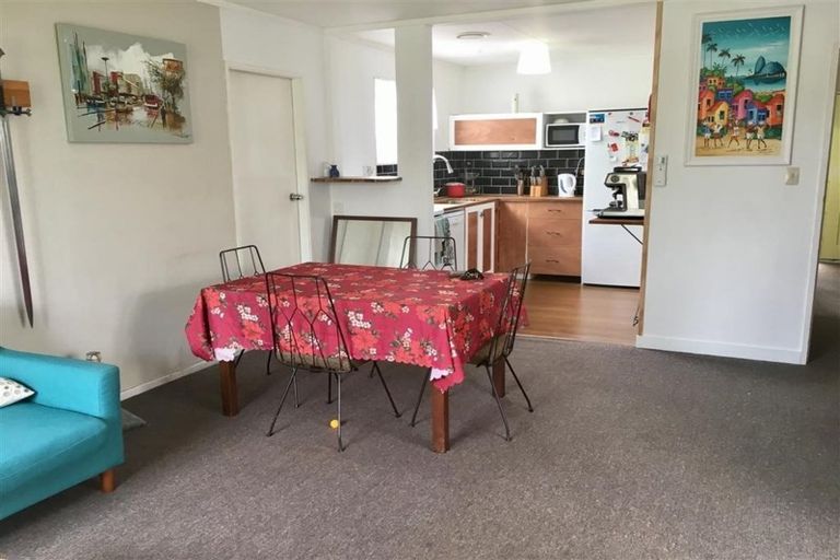 Photo of property in 43 Michael Road, Paraparaumu Beach, Paraparaumu, 5032