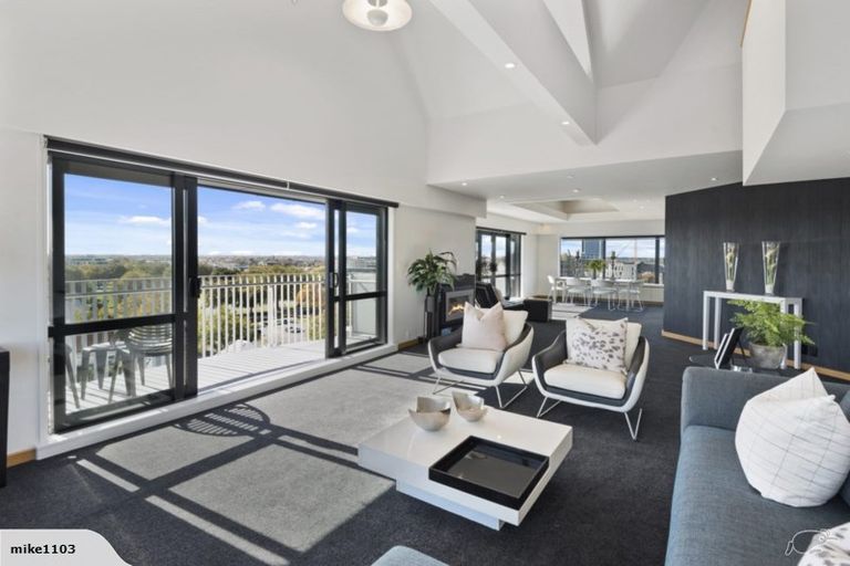 Photo of property in Gloucester Towers, 28/28 Gloucester Street, Christchurch Central, Christchurch, 8013