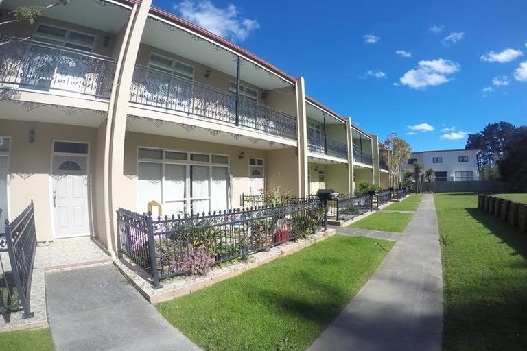 Photo of property in 13/44 Carlos Drive, Flat Bush, Auckland, 2016