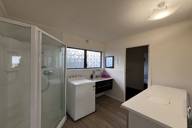 Photo of property in 14 Glendhu Road, Bayview, Auckland, 0629