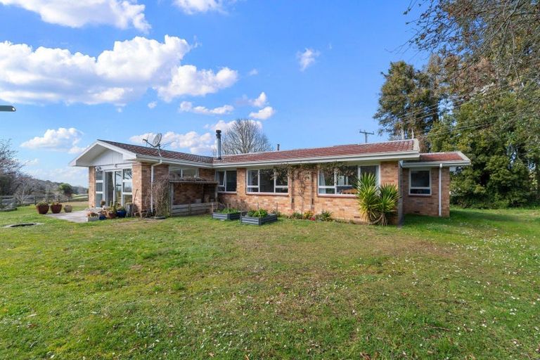 Photo of property in 735 Oturoa Road, Hamurana, Rotorua, 3072