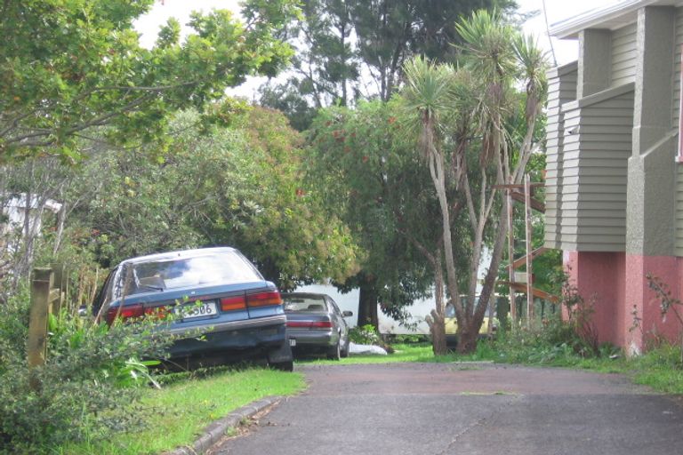 Photo of property in 16 James Laurie Street, Henderson, Auckland, 0612