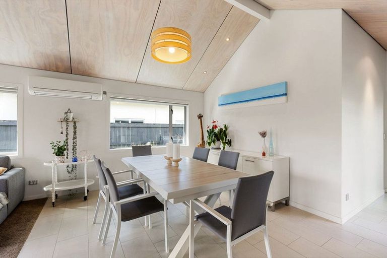 Photo of property in 23 Brancaster Place, Cambridge, 3434