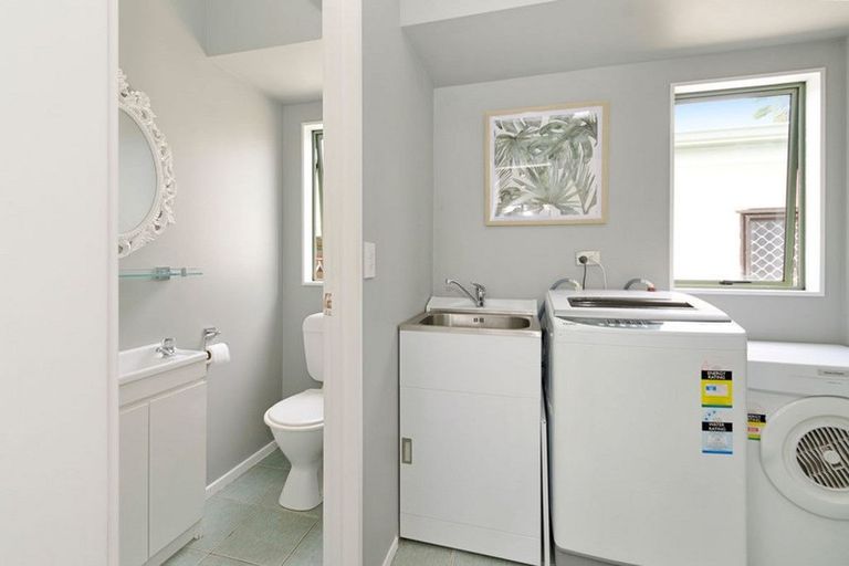 Photo of property in 138a Old Wairoa Road, Papakura, 2110