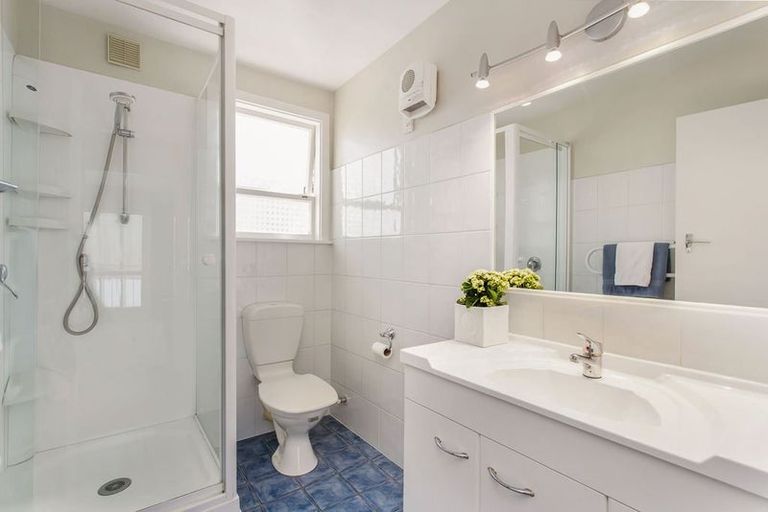 Photo of property in 4/38 Clare Road, St Albans, Christchurch, 8014