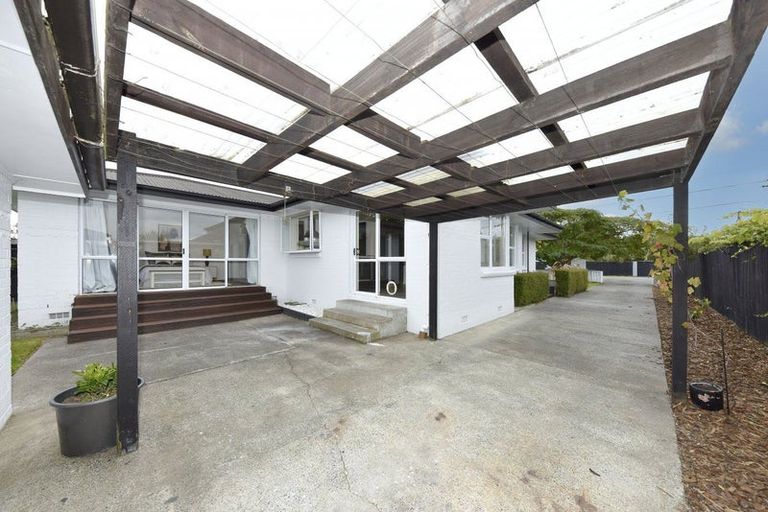 Photo of property in 60 Quinns Road, Shirley, Christchurch, 8013