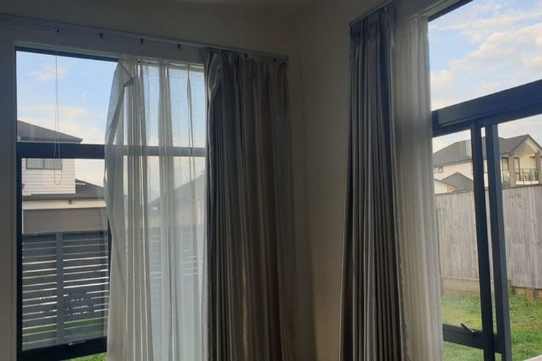 Photo of property in 17 Hoiho Road, Pukekohe, 2120