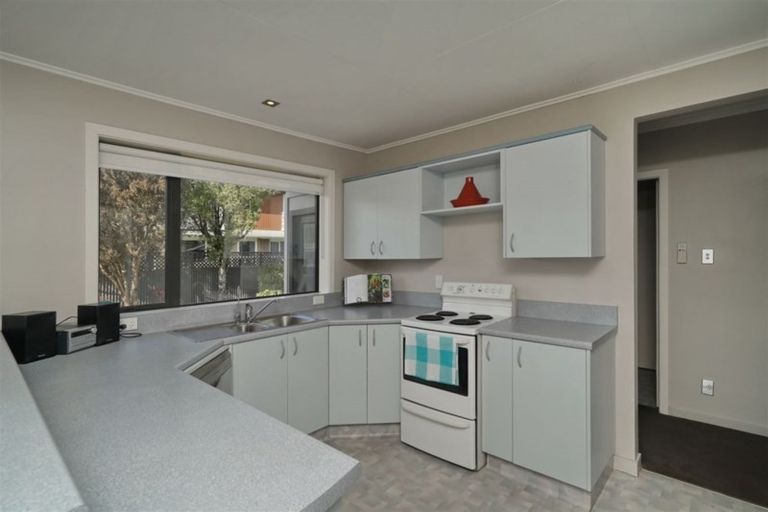 Photo of property in 15 Lascelles Street, Saint Martins, Christchurch, 8022