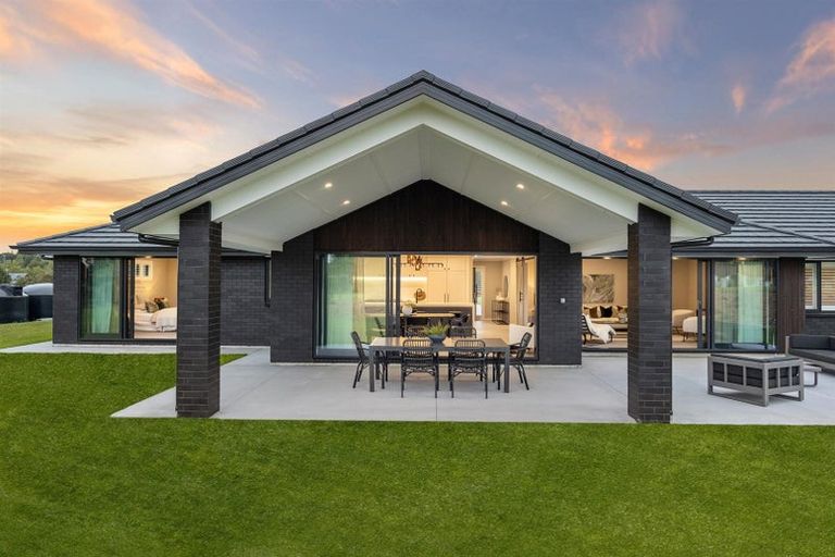 Photo of property in 62 Dysart Lane, Kumeu, 0891