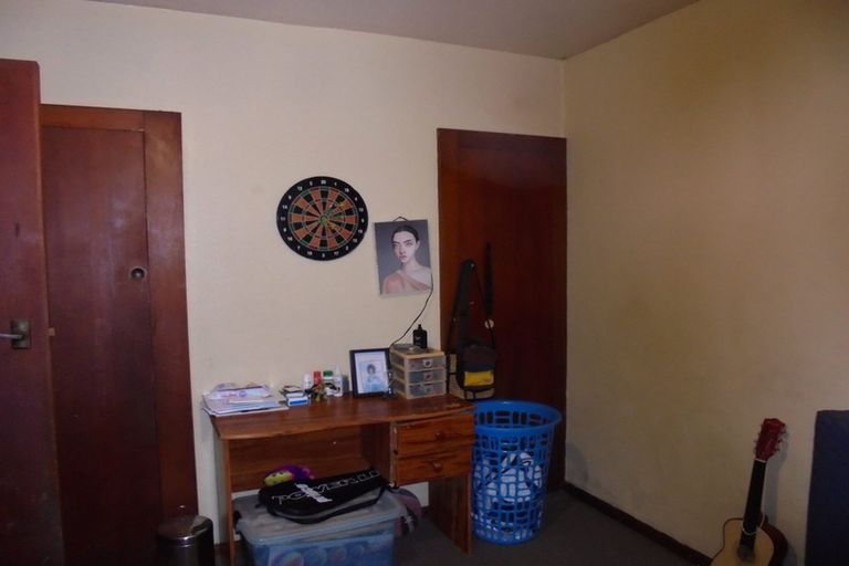 Photo of property in 2/944 Colombo Street, St Albans, Christchurch, 8014