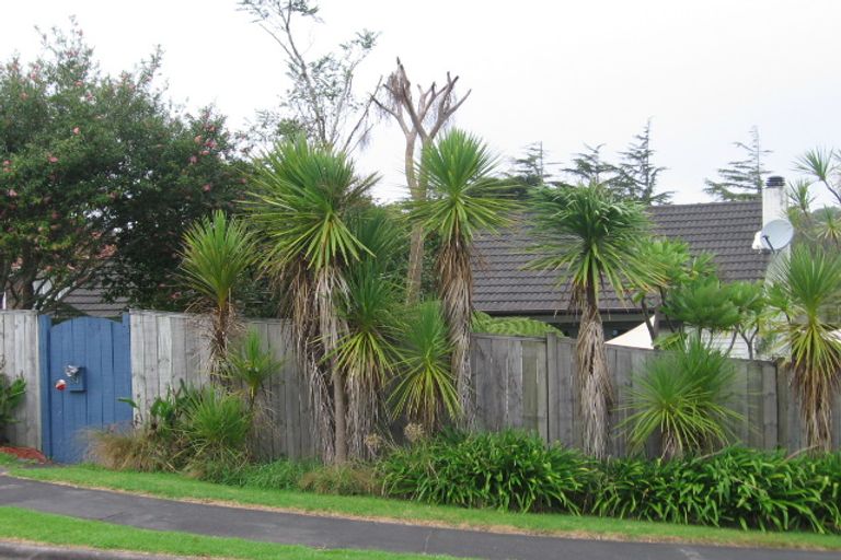 Photo of property in 34 Norman Road, Titirangi, Auckland, 0604