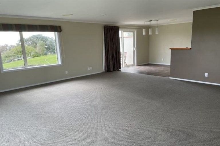 Photo of property in 1 Harper Mews, Feilding, 4702