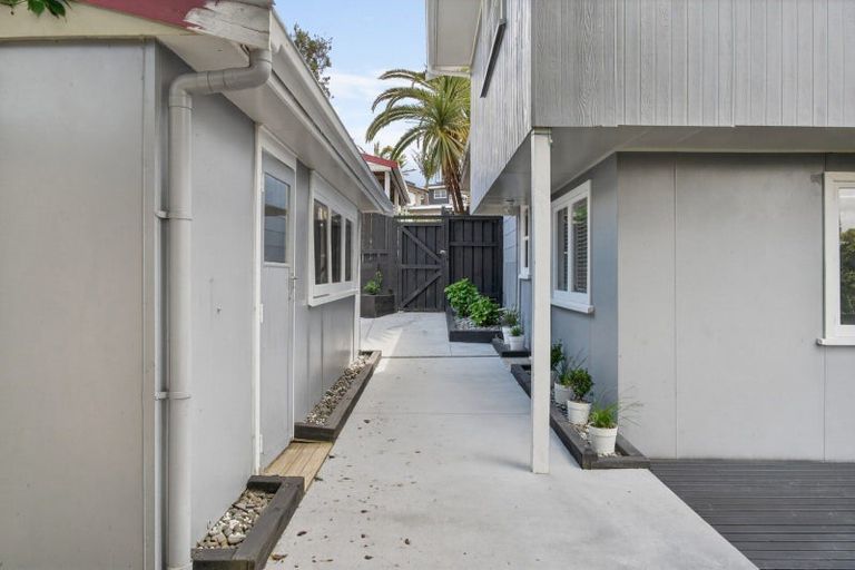 Photo of property in 25 Glenn Terrace, Otumoetai, Tauranga, 3110