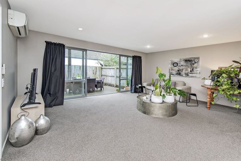 Photo of property in 1/18 Goldsmith Place, Waltham, Christchurch, 8023