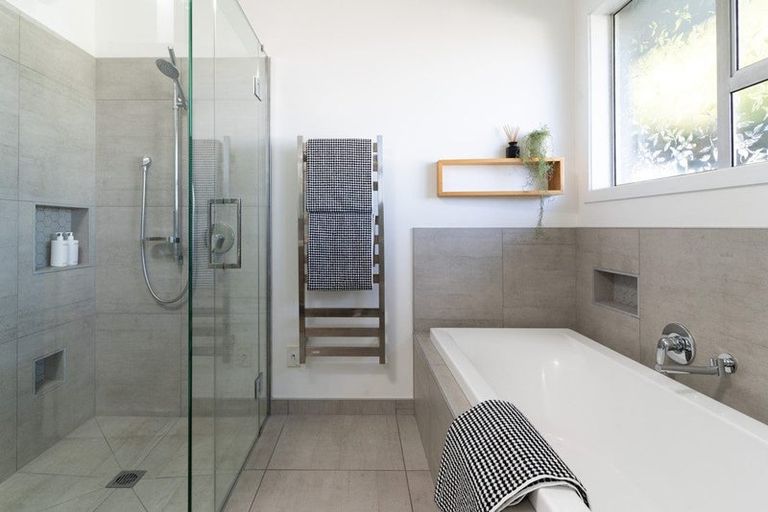 Photo of property in 203 Knowles Street, St Albans, Christchurch, 8052