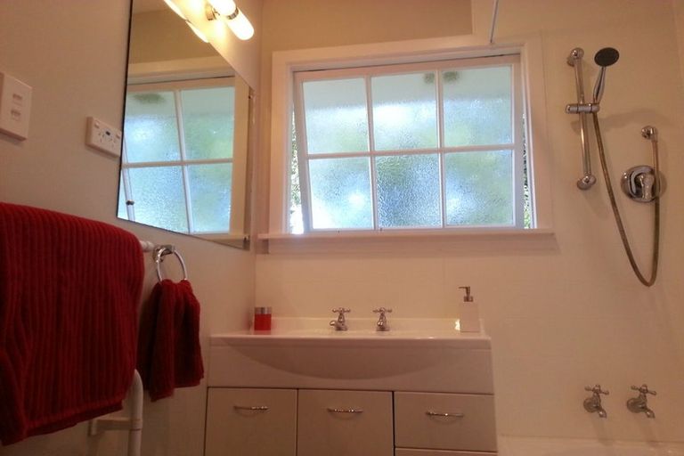 Photo of property in 278 Lake Terrace Road, Shirley, Christchurch, 8061