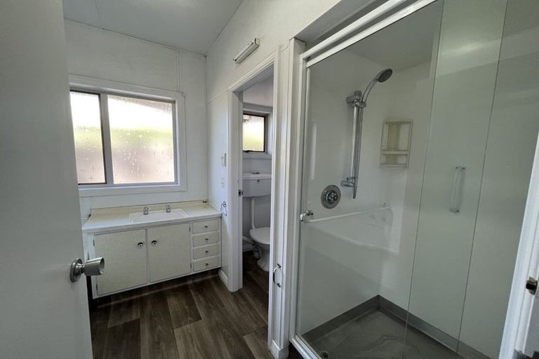 Photo of property in 39 Searells Road, Strowan, Christchurch, 8052