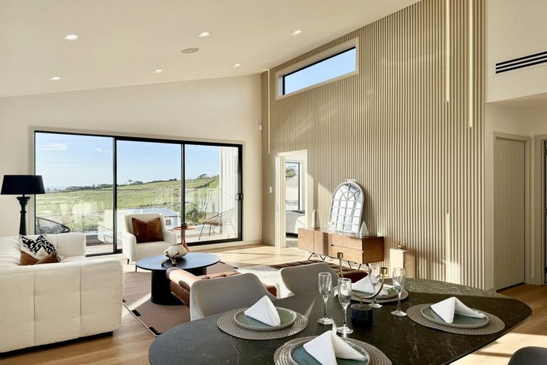 Photo of property in 62 Matangi View Drive, Orewa, 0931