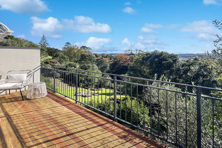 Photo of property in 5/12 Schnapper Rock Road, Schnapper Rock, Auckland, 0632