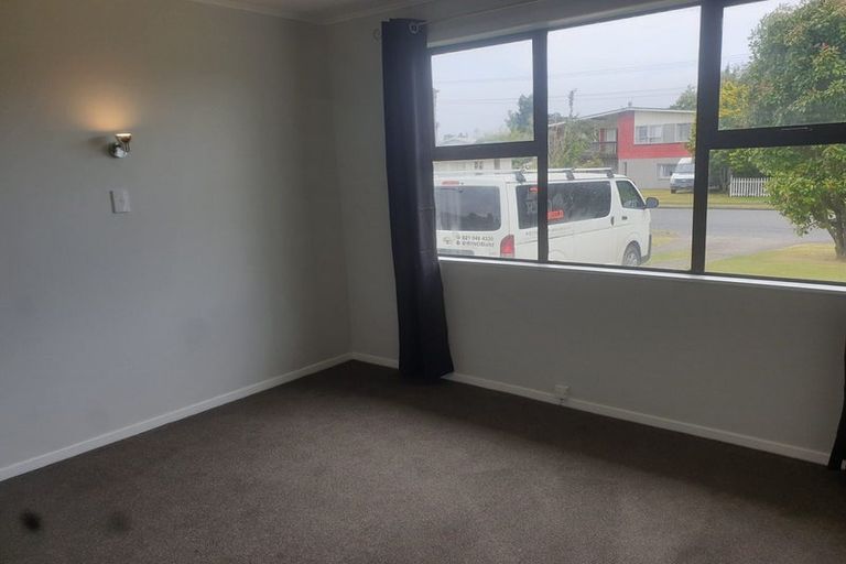 Photo of property in 29 Mckee Avenue, Fenton Park, Rotorua, 3010