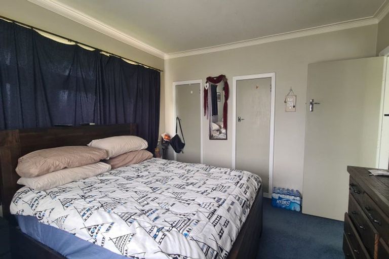 Photo of property in 10 Tennyson Street, Opunake, 4616